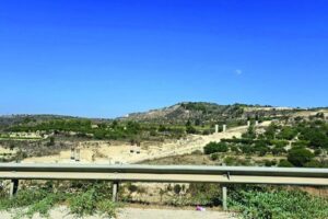 Pafos-Poli karayolu projesi iki teklif