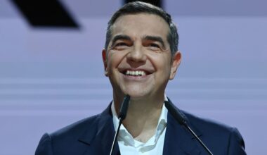 Çipras 26 Mayıs’ta yeni partiyi açıklayacak