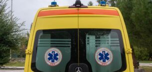 Girit’te meydana gelen motosiklet kazasında bir adam ağır yaralandı