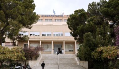 Sismanogleio hastanesi oda yangınından sonra boşaltıldı 